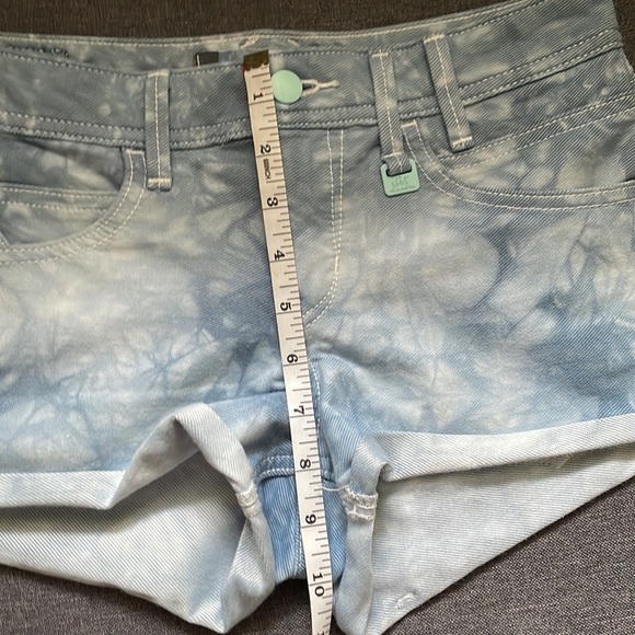 Denim Short Samuel & Kevin, Blue and White colors Size “M”  COD # 0150. - Picture 10 of 11